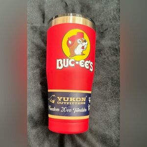 Buc-ee’s Yukon Outfitters Red 20oz tumbler